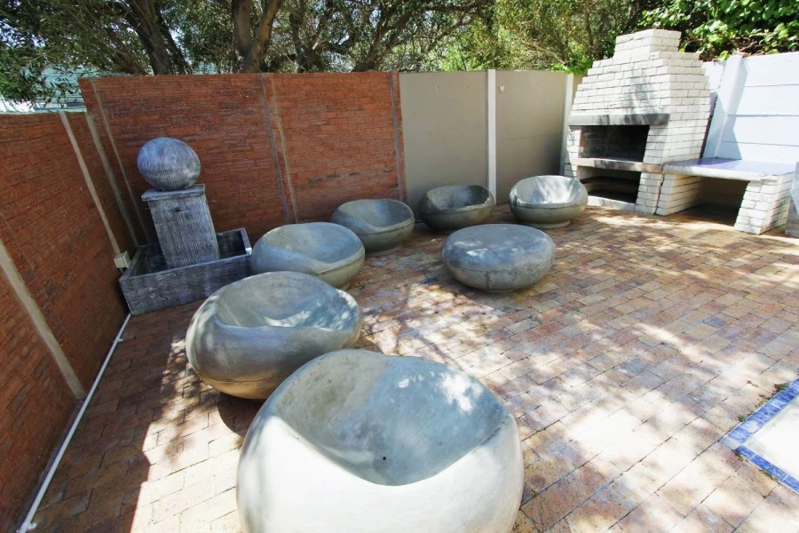 To Let 3 Bedroom Property for Rent in Gordons Bay Central Western Cape